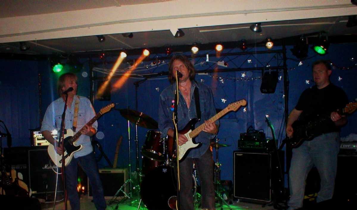 Counterfeit Quo